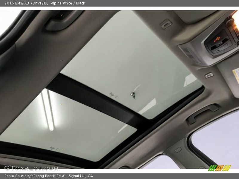 Alpine White / Black 2016 BMW X3 xDrive28i