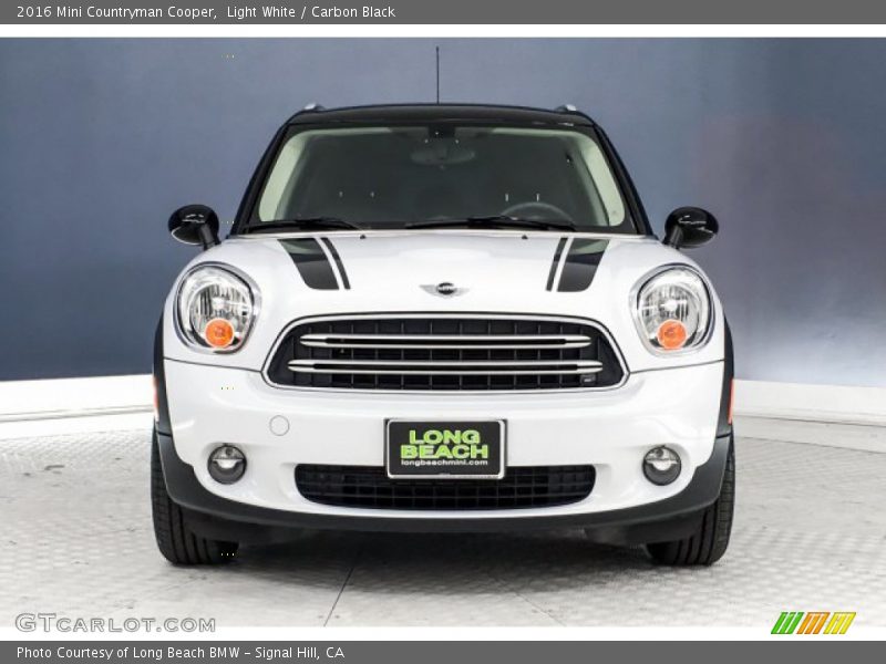 Light White / Carbon Black 2016 Mini Countryman Cooper