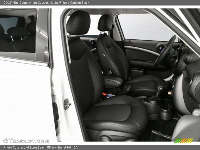 Light White / Carbon Black 2016 Mini Countryman Cooper