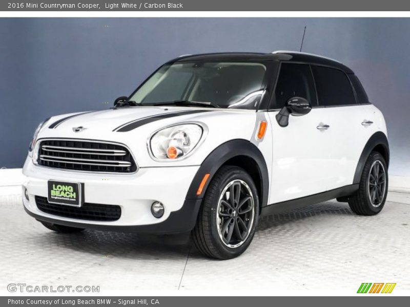 Light White / Carbon Black 2016 Mini Countryman Cooper
