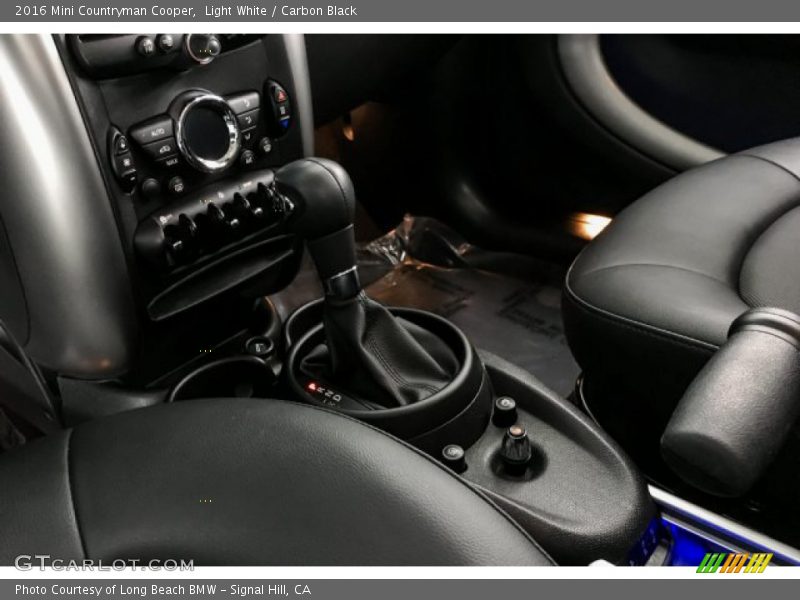 Light White / Carbon Black 2016 Mini Countryman Cooper
