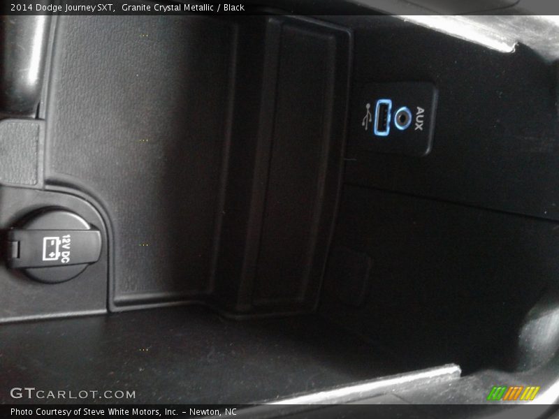 Granite Crystal Metallic / Black 2014 Dodge Journey SXT
