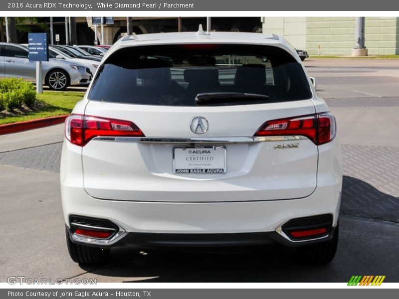 White Diamond Pearl / Parchment 2016 Acura RDX Technology