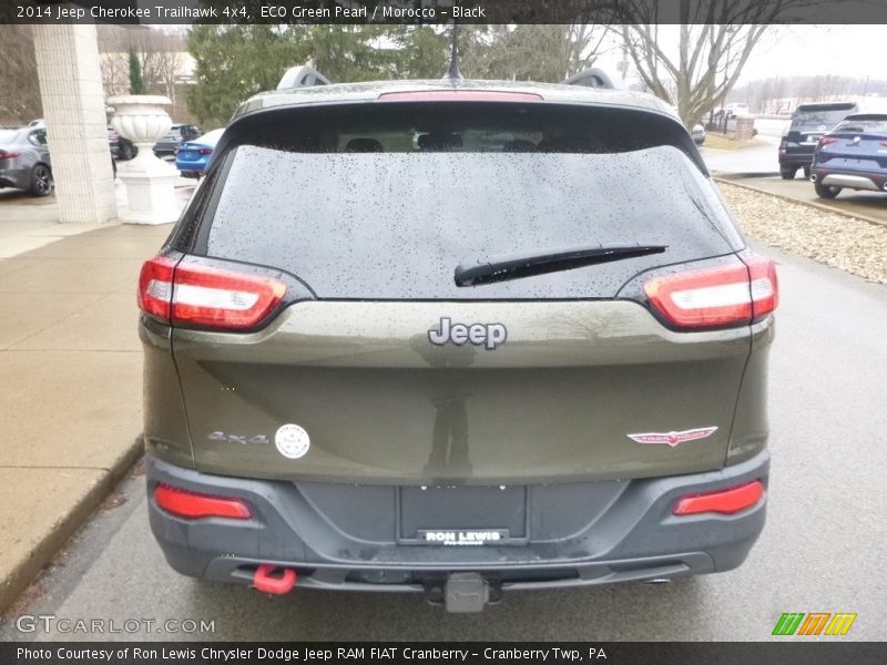 ECO Green Pearl / Morocco - Black 2014 Jeep Cherokee Trailhawk 4x4
