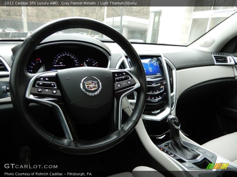 Gray Flannel Metallic / Light Titanium/Ebony 2013 Cadillac SRX Luxury AWD