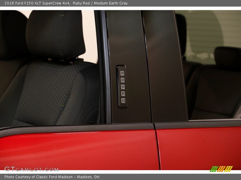 Ruby Red / Medium Earth Gray 2016 Ford F150 XLT SuperCrew 4x4