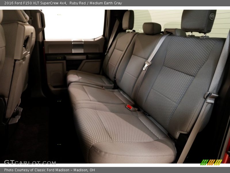 Ruby Red / Medium Earth Gray 2016 Ford F150 XLT SuperCrew 4x4