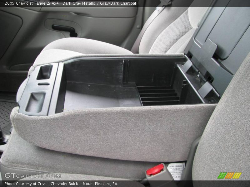 Dark Gray Metallic / Gray/Dark Charcoal 2005 Chevrolet Tahoe LS 4x4