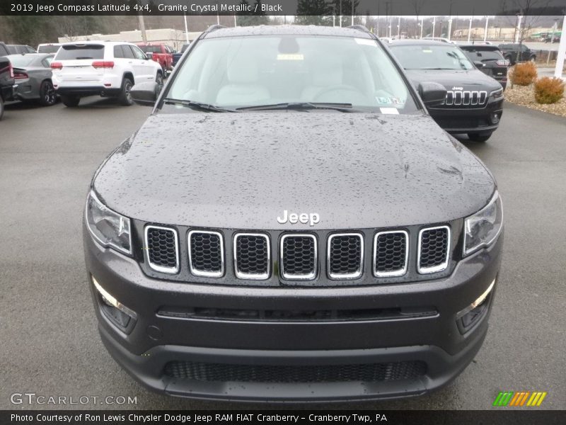 Granite Crystal Metallic / Black 2019 Jeep Compass Latitude 4x4