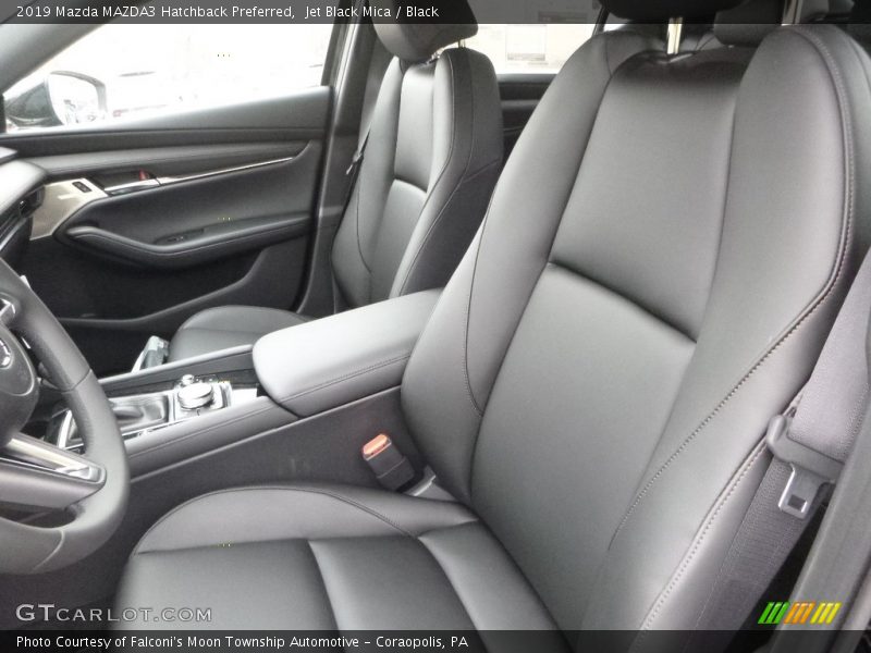 Front Seat of 2019 MAZDA3 Hatchback Preferred