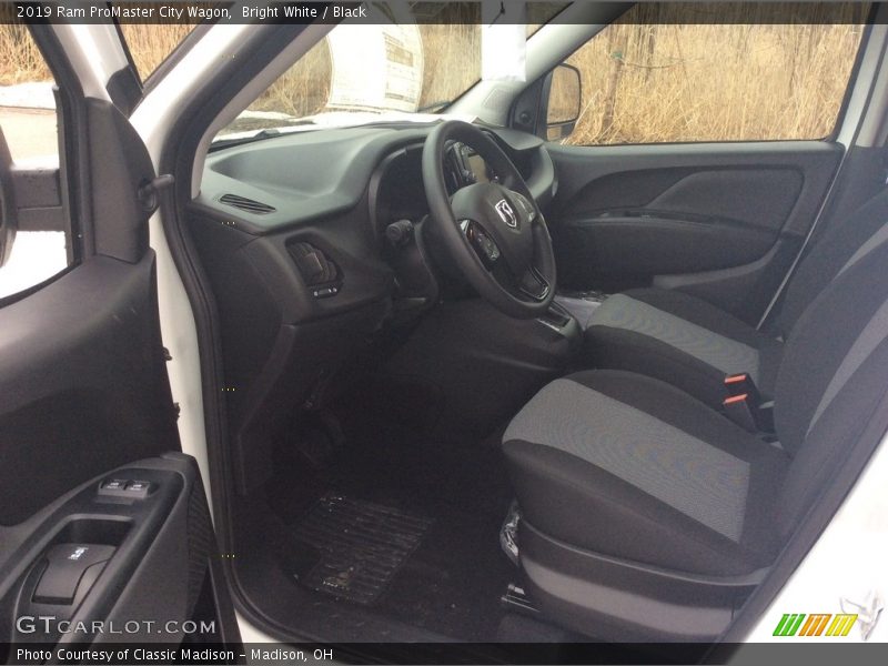Bright White / Black 2019 Ram ProMaster City Wagon