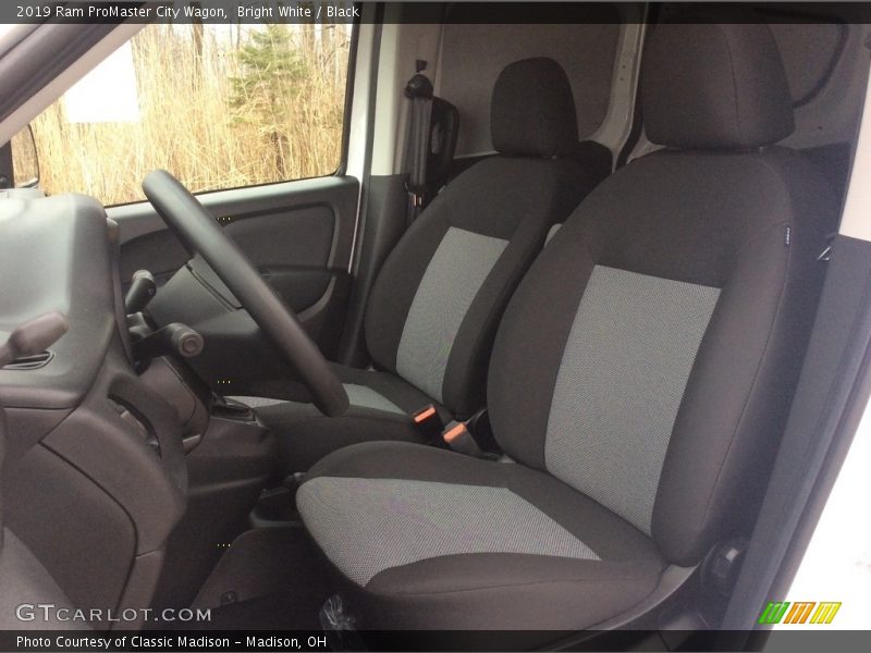 Bright White / Black 2019 Ram ProMaster City Wagon