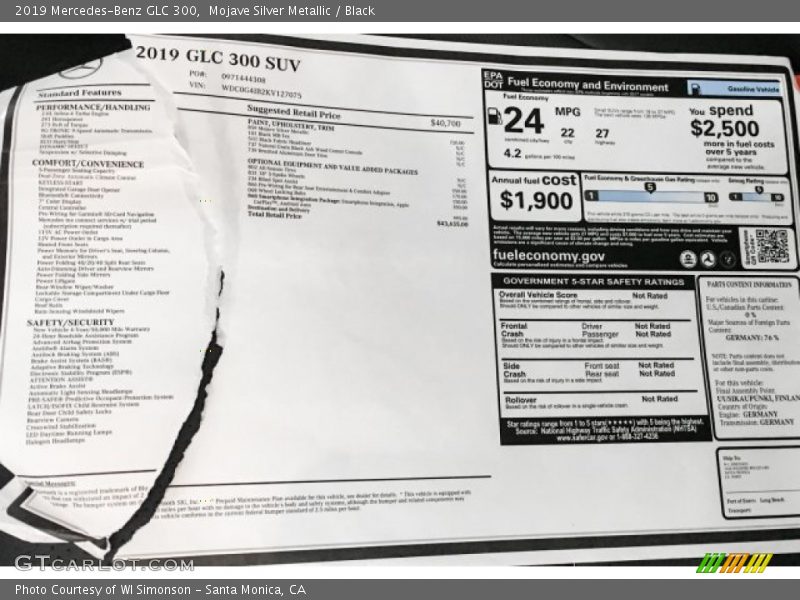 Mojave Silver Metallic / Black 2019 Mercedes-Benz GLC 300