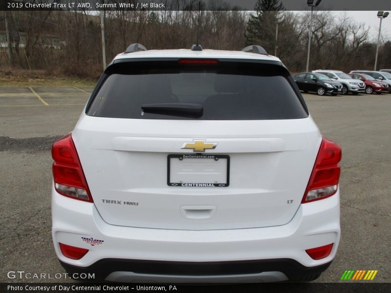 Summit White / Jet Black 2019 Chevrolet Trax LT AWD