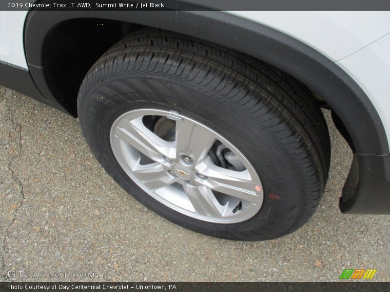 Summit White / Jet Black 2019 Chevrolet Trax LT AWD