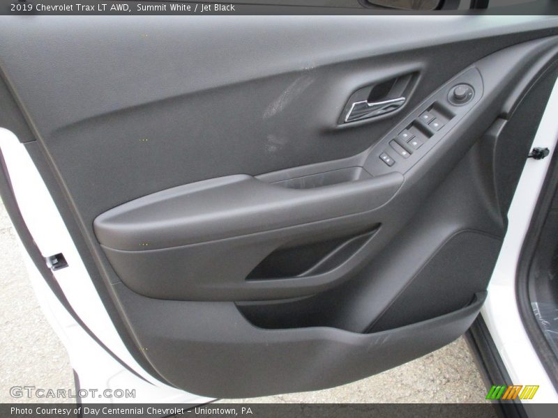 Summit White / Jet Black 2019 Chevrolet Trax LT AWD