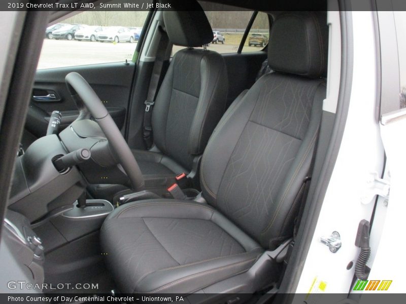 Summit White / Jet Black 2019 Chevrolet Trax LT AWD