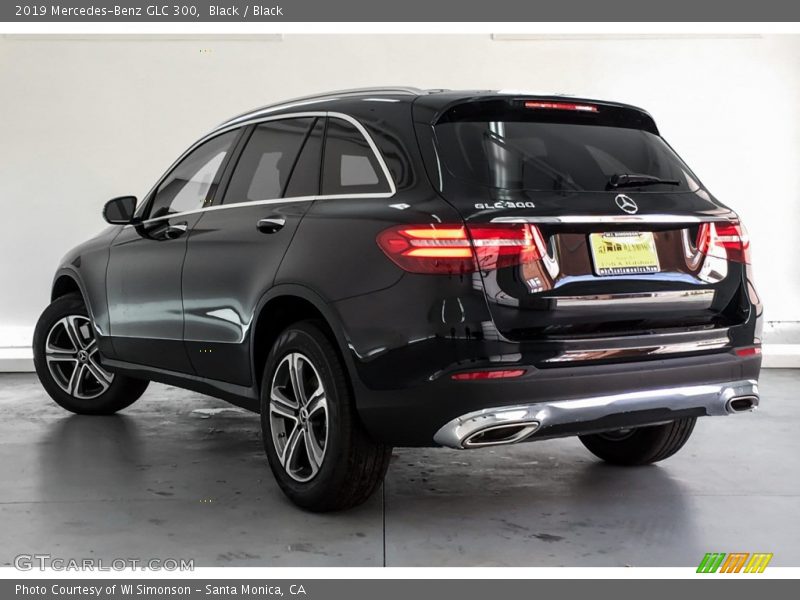 Black / Black 2019 Mercedes-Benz GLC 300