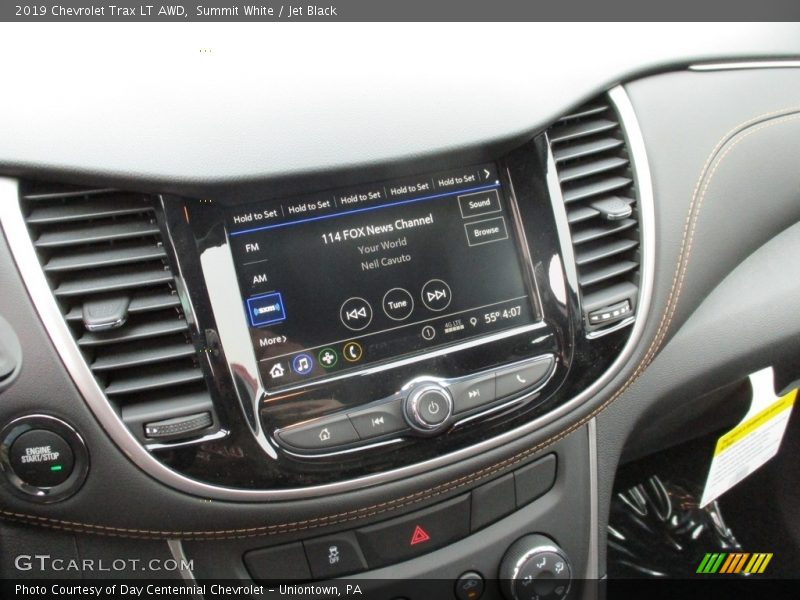 Summit White / Jet Black 2019 Chevrolet Trax LT AWD