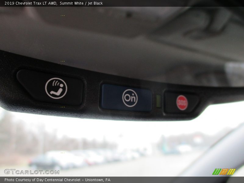 Summit White / Jet Black 2019 Chevrolet Trax LT AWD