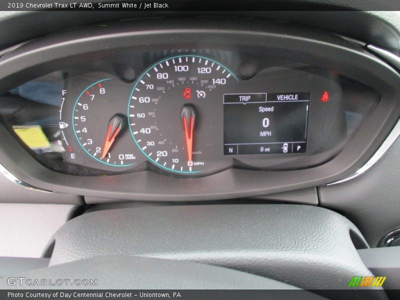 Summit White / Jet Black 2019 Chevrolet Trax LT AWD