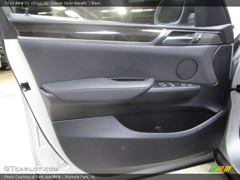 Glacier Silver Metallic / Black 2016 BMW X3 xDrive28i