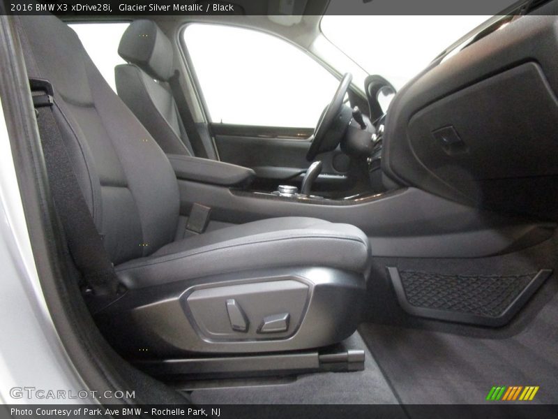 Glacier Silver Metallic / Black 2016 BMW X3 xDrive28i