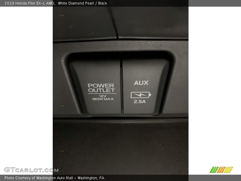 White Diamond Pearl / Black 2019 Honda Pilot EX-L AWD