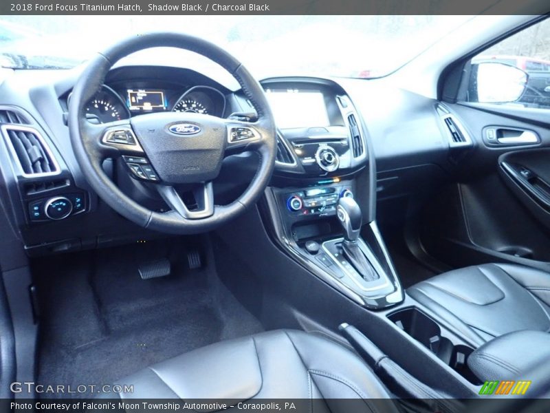 Shadow Black / Charcoal Black 2018 Ford Focus Titanium Hatch