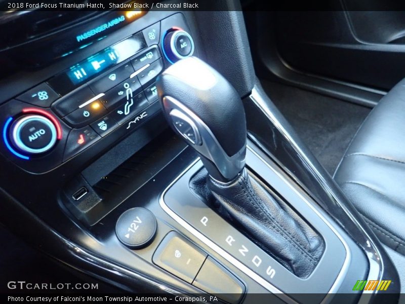 Shadow Black / Charcoal Black 2018 Ford Focus Titanium Hatch