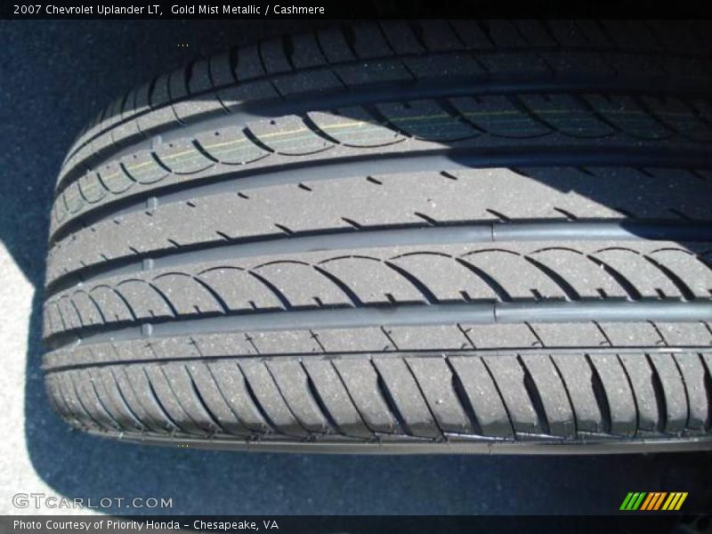 Gold Mist Metallic / Cashmere 2007 Chevrolet Uplander LT