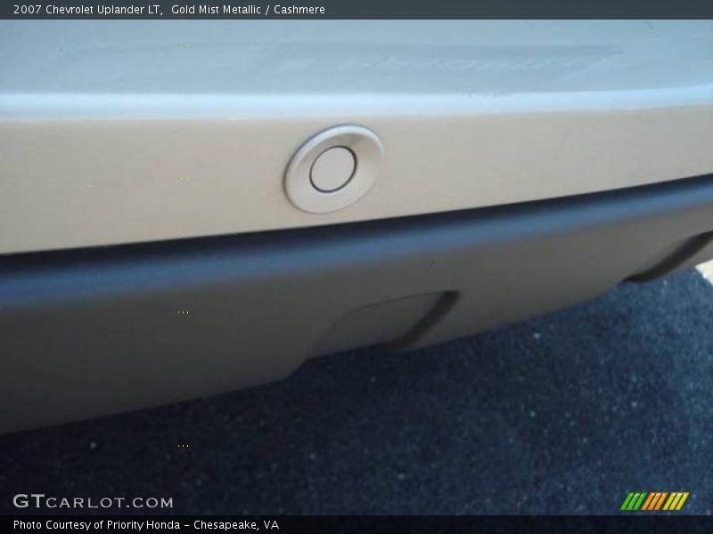 Gold Mist Metallic / Cashmere 2007 Chevrolet Uplander LT