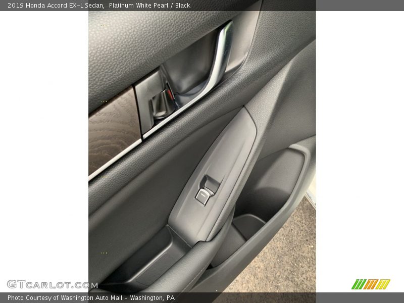 Platinum White Pearl / Black 2019 Honda Accord EX-L Sedan