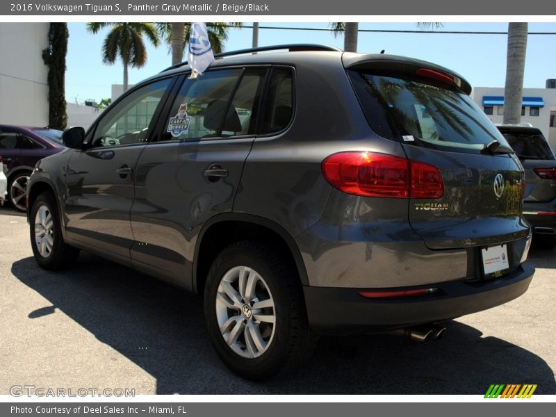 Panther Gray Metallic / Beige/Black 2016 Volkswagen Tiguan S
