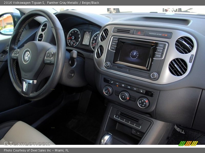 Panther Gray Metallic / Beige/Black 2016 Volkswagen Tiguan S