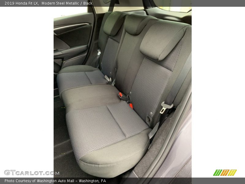 Modern Steel Metallic / Black 2019 Honda Fit LX