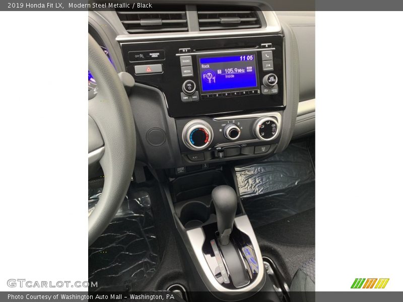 Modern Steel Metallic / Black 2019 Honda Fit LX