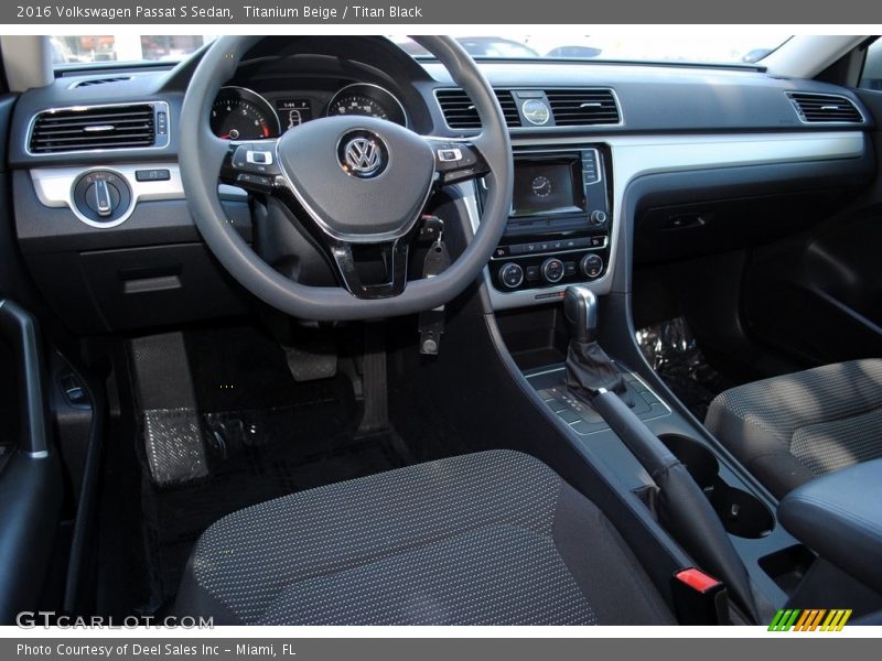 Titanium Beige / Titan Black 2016 Volkswagen Passat S Sedan