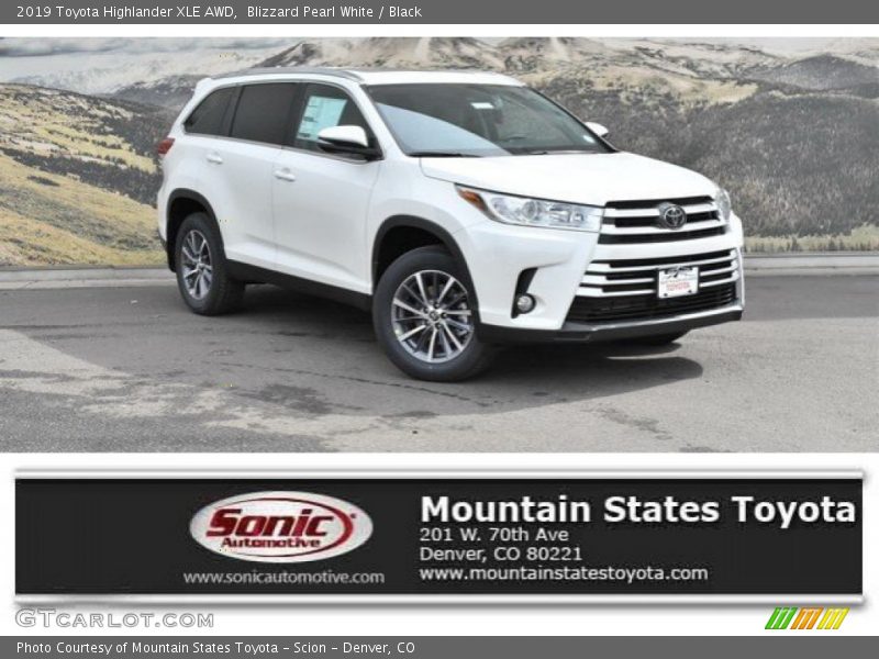 Blizzard Pearl White / Black 2019 Toyota Highlander XLE AWD