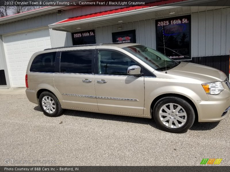 Cashmere Pearl / Black/Light Graystone 2012 Chrysler Town & Country Touring - L