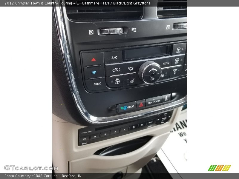Cashmere Pearl / Black/Light Graystone 2012 Chrysler Town & Country Touring - L