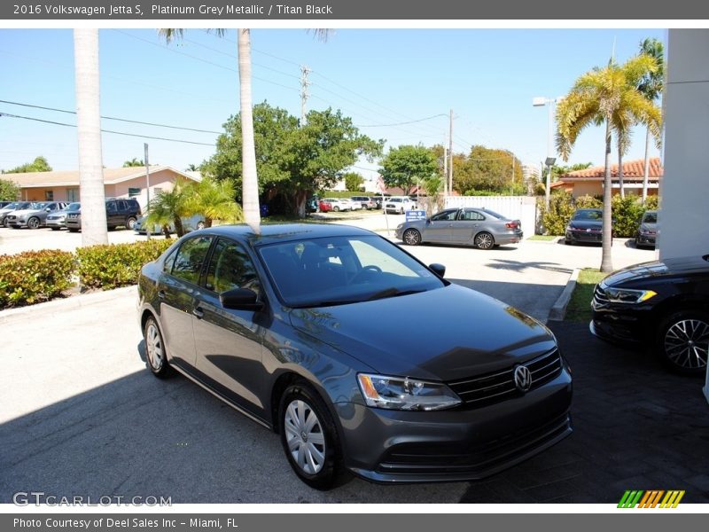 Platinum Grey Metallic / Titan Black 2016 Volkswagen Jetta S