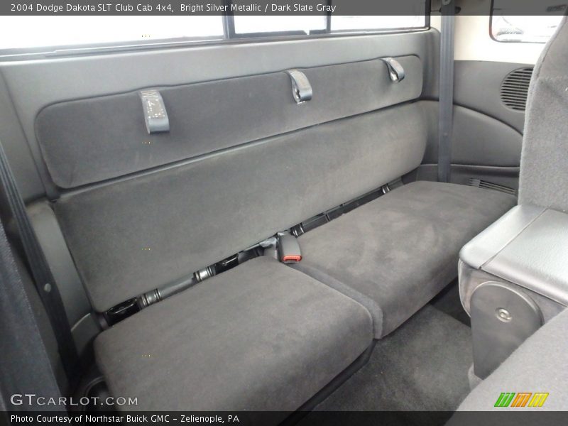 Bright Silver Metallic / Dark Slate Gray 2004 Dodge Dakota SLT Club Cab 4x4