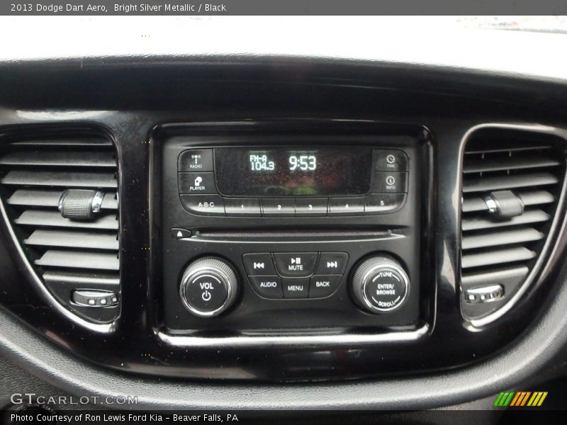 Bright Silver Metallic / Black 2013 Dodge Dart Aero