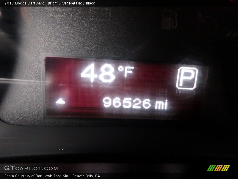 Bright Silver Metallic / Black 2013 Dodge Dart Aero