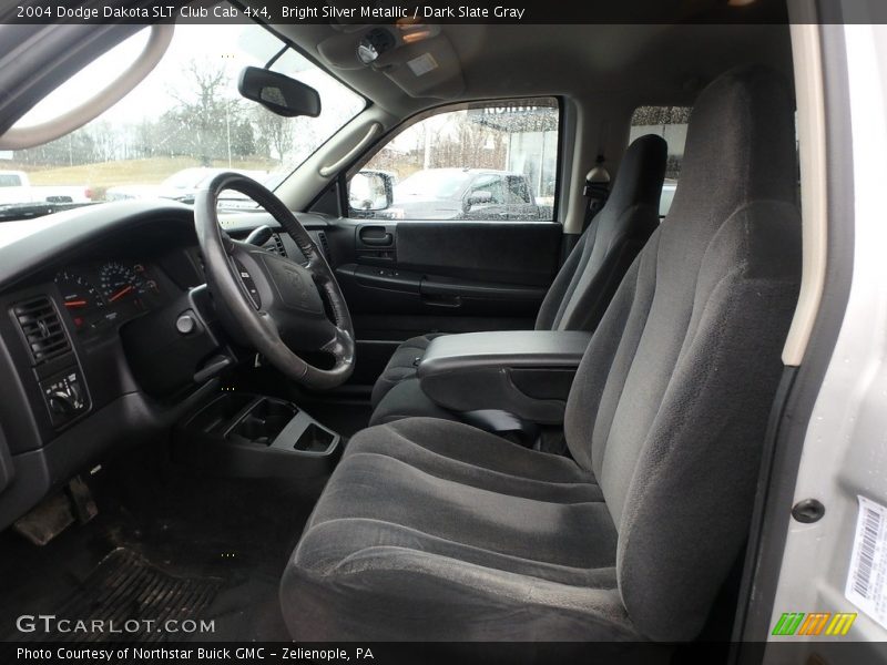 Bright Silver Metallic / Dark Slate Gray 2004 Dodge Dakota SLT Club Cab 4x4