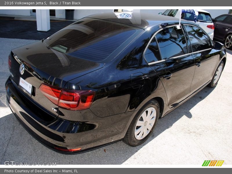 Black / Titan Black 2016 Volkswagen Jetta S