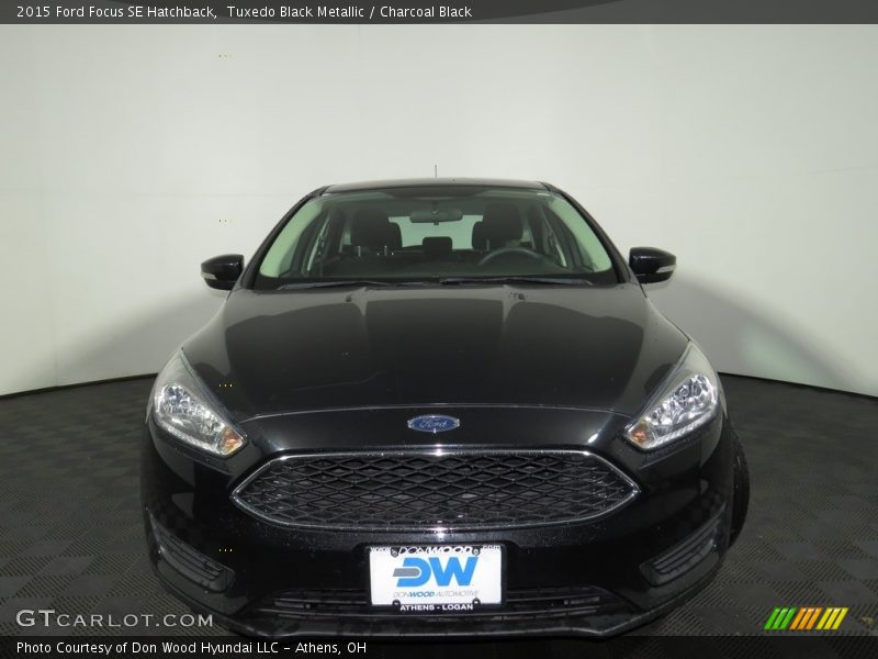 Tuxedo Black Metallic / Charcoal Black 2015 Ford Focus SE Hatchback