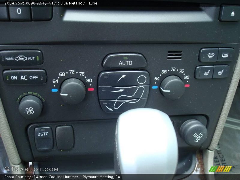 Nautic Blue Metallic / Taupe 2004 Volvo XC90 2.5T