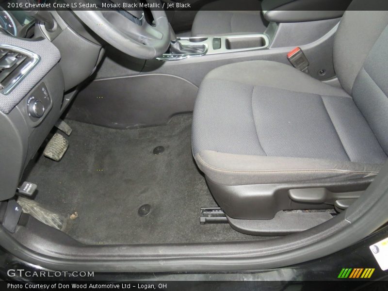 Mosaic Black Metallic / Jet Black 2016 Chevrolet Cruze LS Sedan